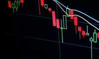 上汽集团11月产销量双降 新能源汽车逆势上扬